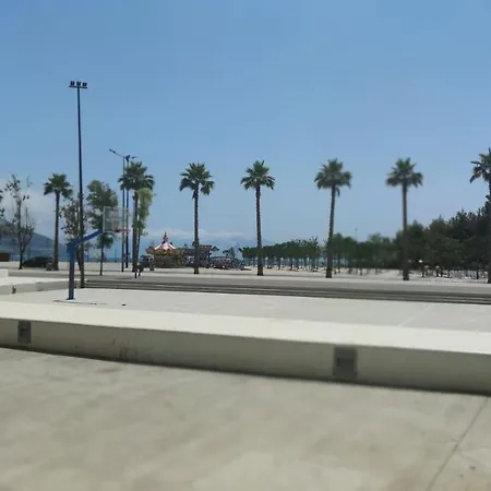 Premium Beachfront Flat In Sea Promenade Apartament