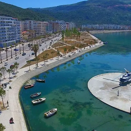 Premium Beachfront Flat In Sea Promenade Διαμέρισμα Vlorë