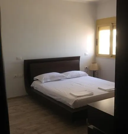 Premium Beachfront Flat In Sea Promenade Διαμέρισμα *
